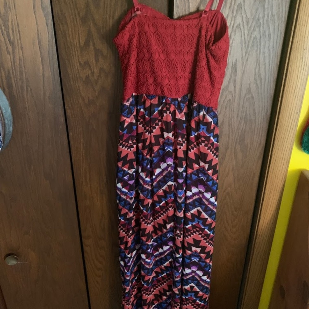 Patterned Maxi Dress - Picture 3 of 3